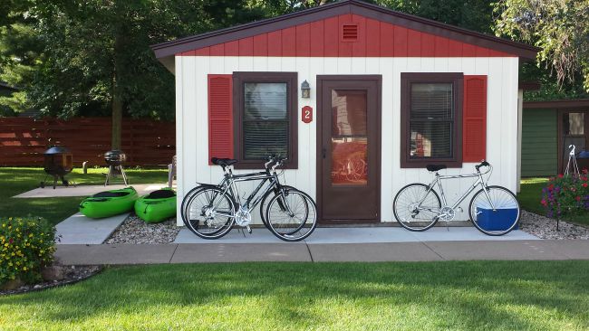Rental Cabin 2 at Cozy Corner Cottages in Onalaska, Wisconsin